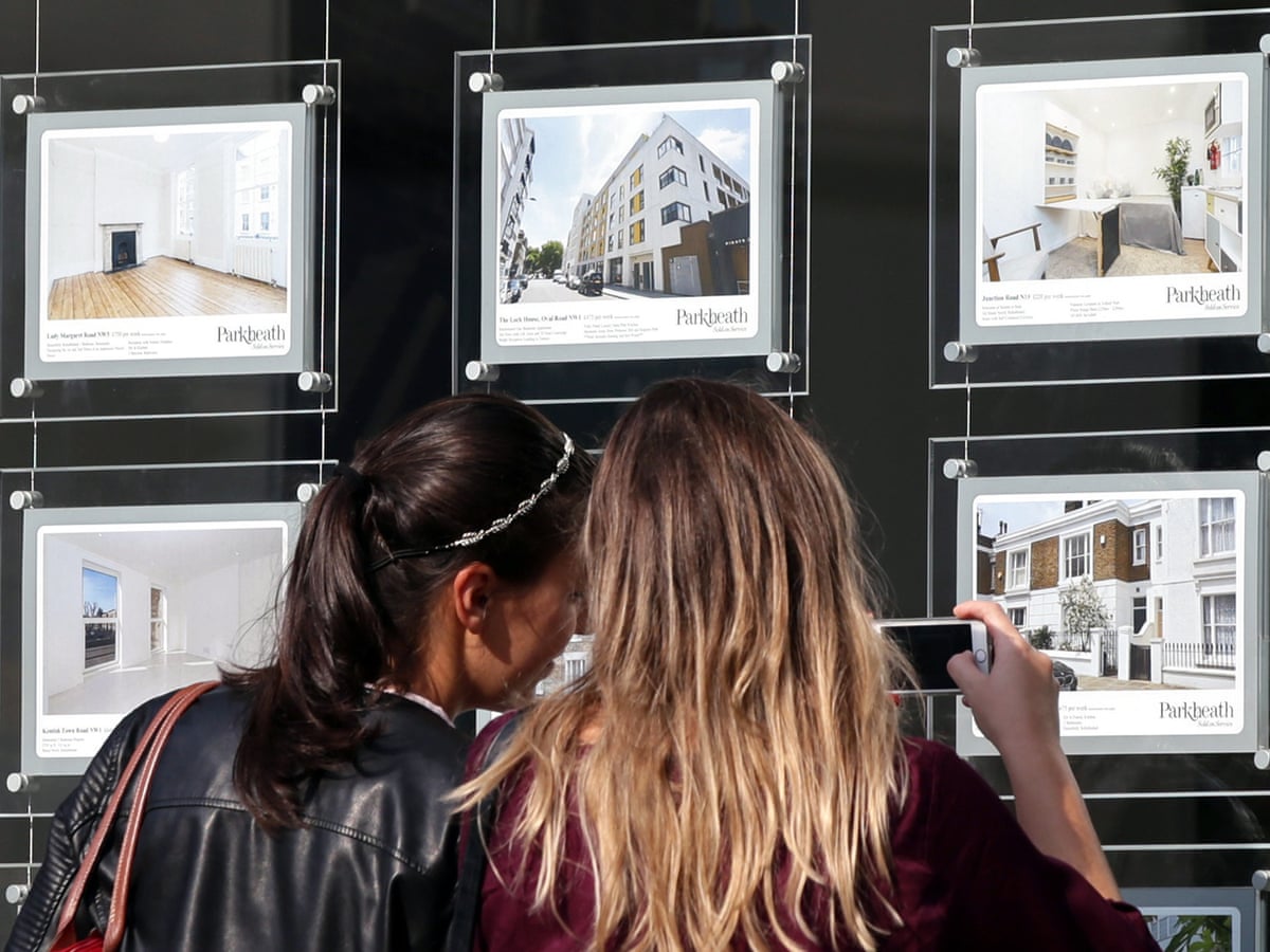 UK Property Market at Weakest since 2012 as Brexit Takes Toll