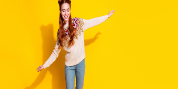 The Ultimate Guide to Retail Cosmetics Strategy for 2024 and Beyond