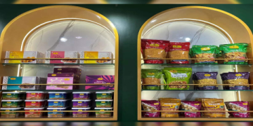 The Ultimate Guide to Haldiram’s Bhel Puri: Taste, History, and How to Enjoy It