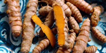 The Ultimate Guide to Haldi Powder in English: Benefits, Uses, and Expert Tips